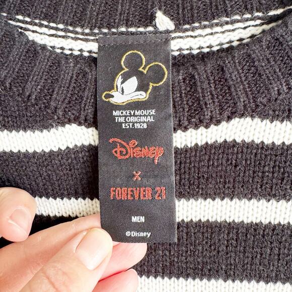 Disney x Forever 21 Men’s Striped Knit Terry Donald Duck Sweater Anniversary S - Picture 3 of 9